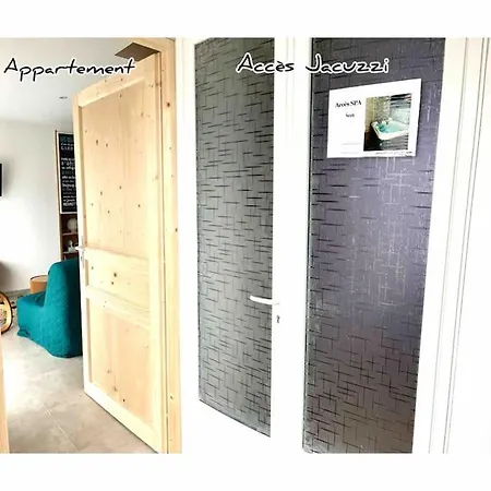 Апартаменты Jacuzzi A La Cavalerie De