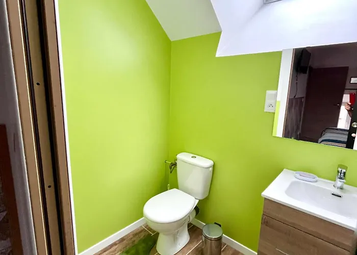 Апартаменты Jacuzzi A La Cavalerie De